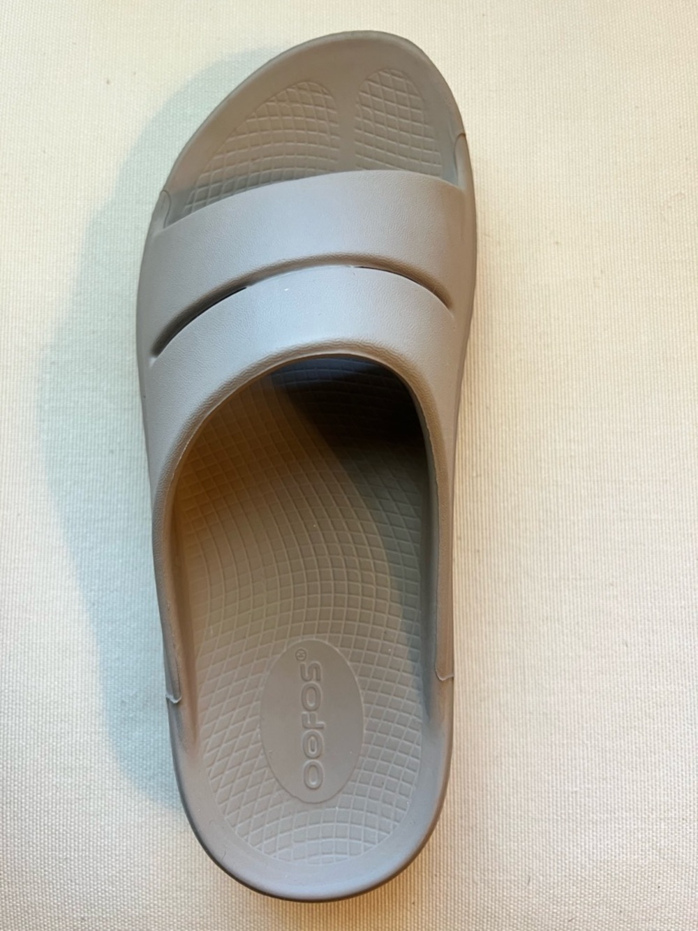 OOFOS Women's Recovery Slide Sandals in Taupe - Picture 7 of 10